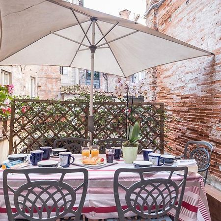 La Delizia Central Apartment Лукка Екстер'єр фото