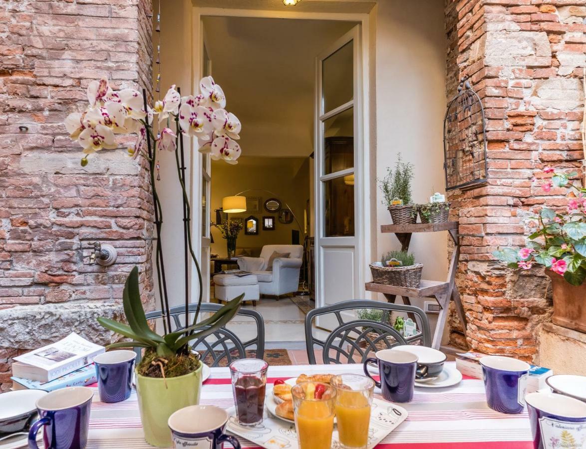 La Delizia Central Apartment Лукка Екстер'єр фото