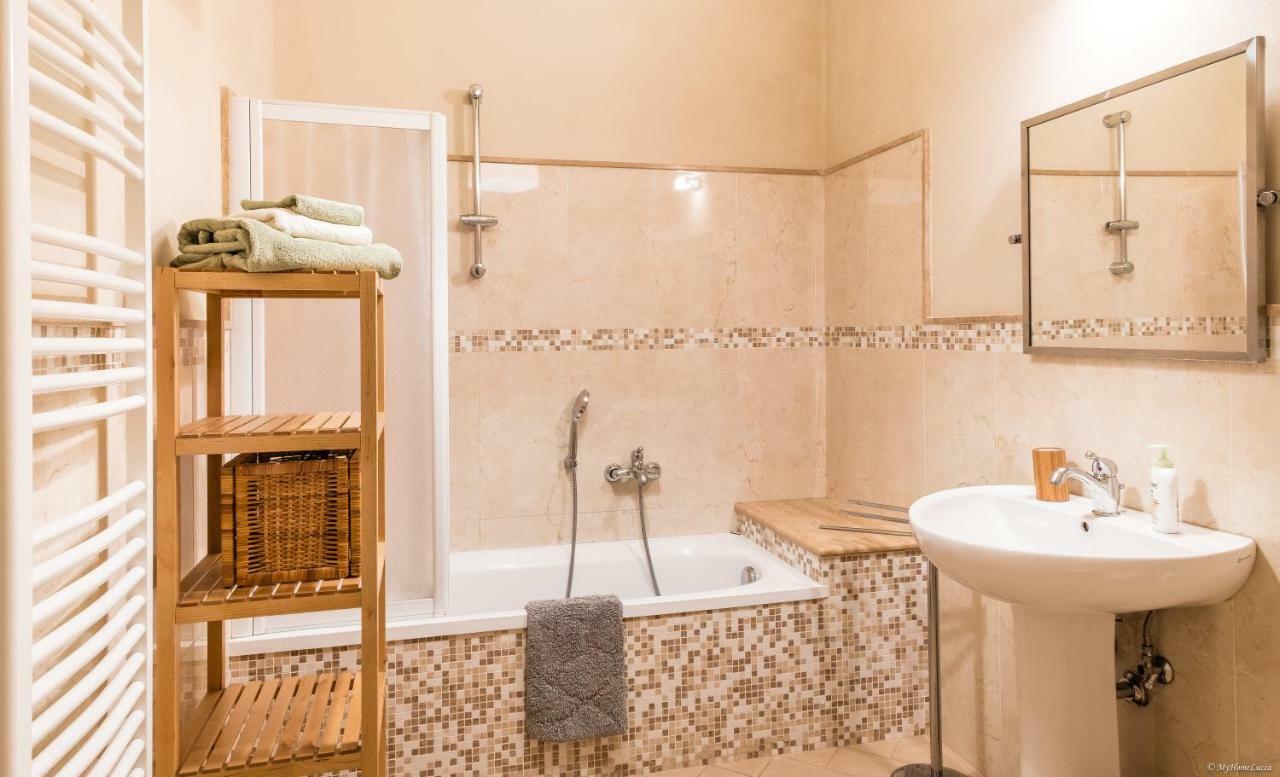 La Delizia Central Apartment Лукка Екстер'єр фото